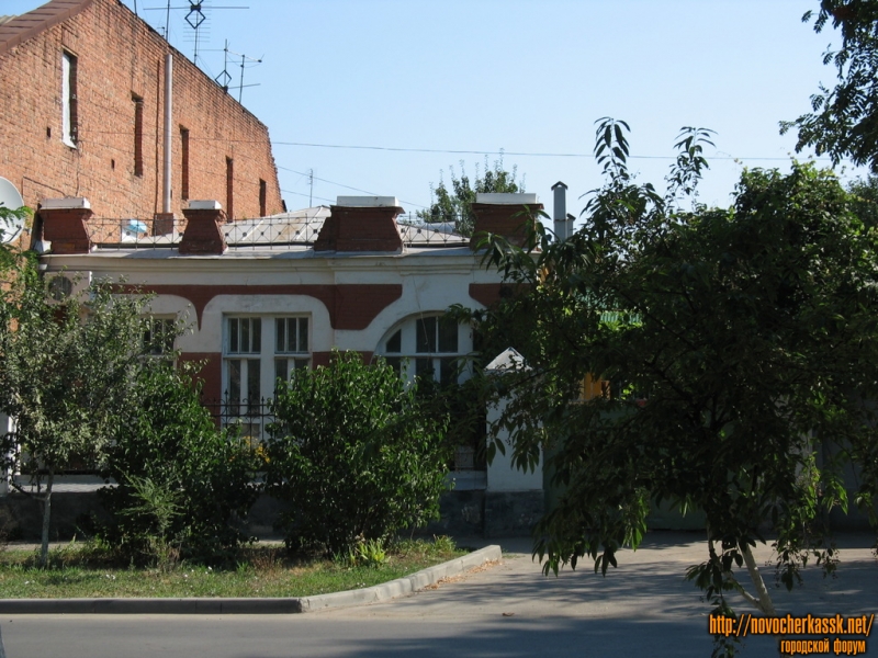 Новочеркасск: Дом на проспекте Ермака