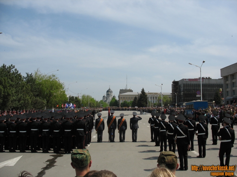 9 мая, парад на Платовском проспекте