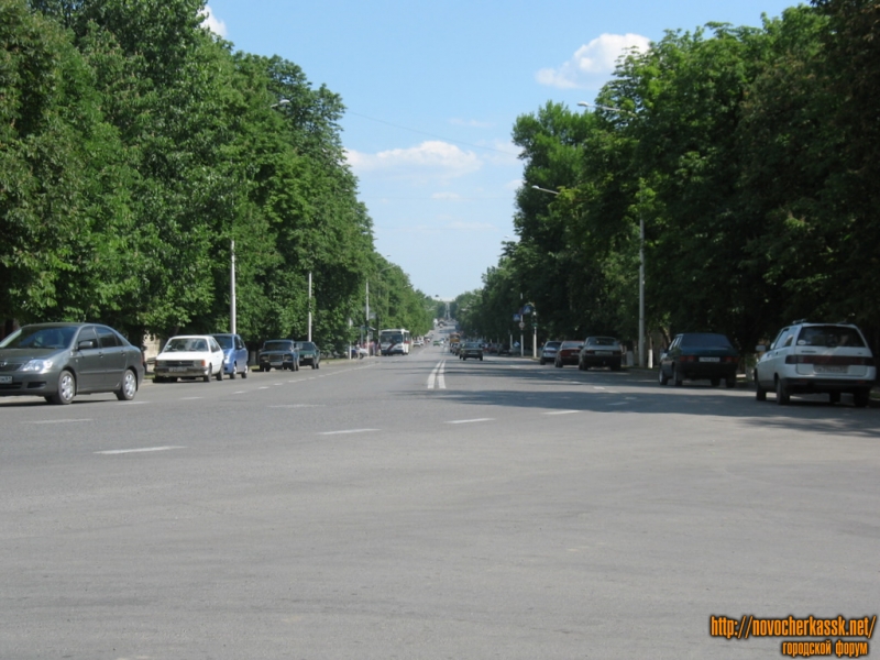 Московская улица с перекрестка Кривопустенко