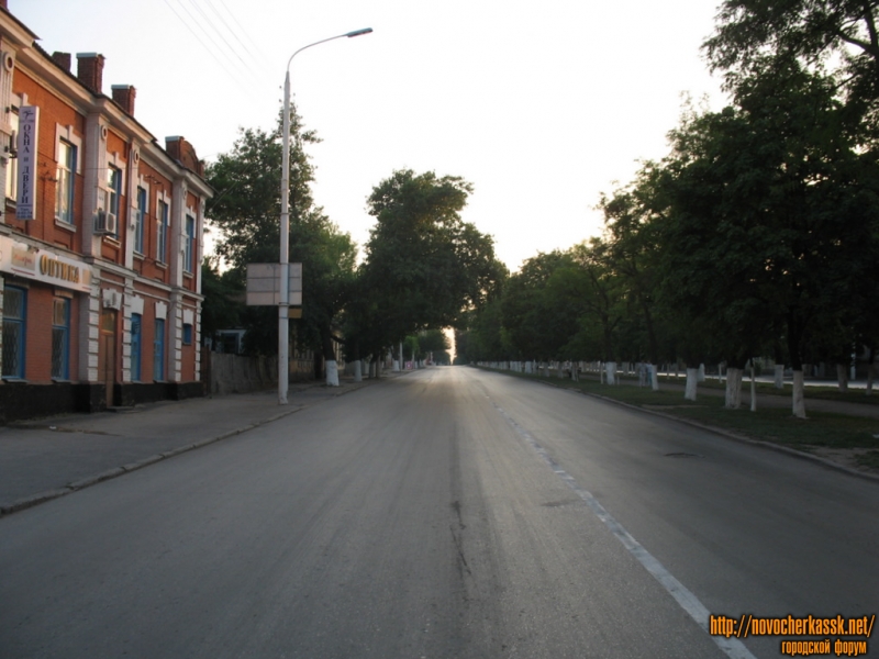 Проспект Баклановский в сторону ул. Галины Петровой