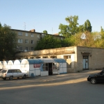 Перкресток Баклановского и Ленгника, Цветочный рынок, бывшая аптека
