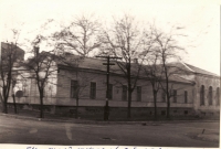 1970 год. Угол Горбатой (ул. Генерала Лебедя) и Атаманской. Здание Спортшколы