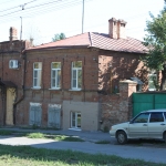 Крылова, 18