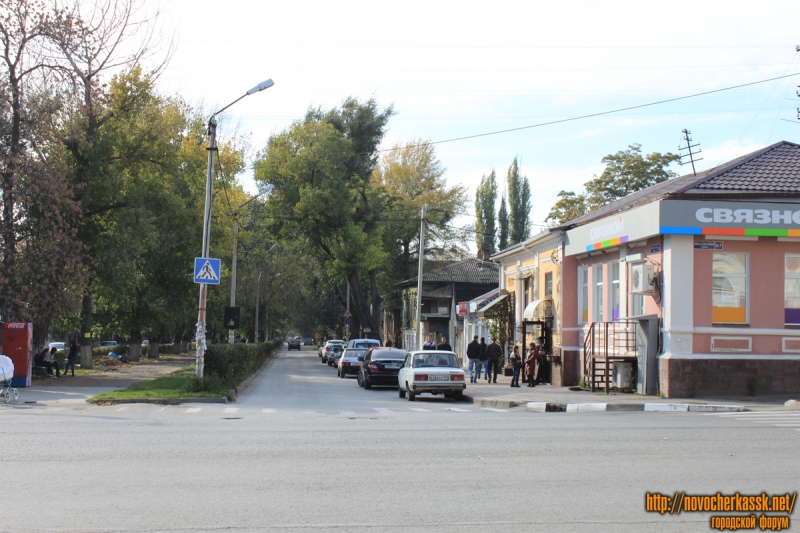Вид на улицу Просвещения с ул. Московской