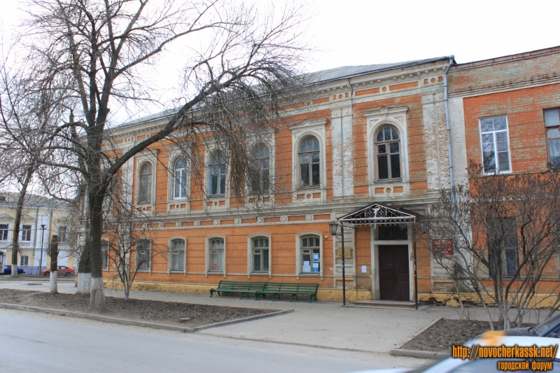 Проспект Ермака, 57