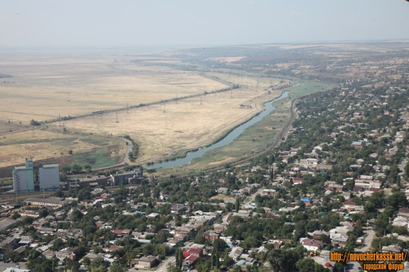 Вид на город и реку Аксай