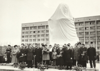 Открытие памятника Гагарину