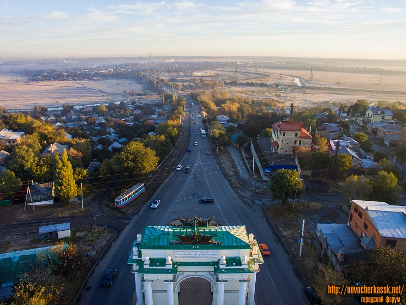 Спуск Герцена и мост через Тузлов