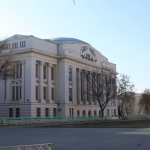 Главный корпус  ЮРГПУ (НПИ) (вид со стороны стадиона)