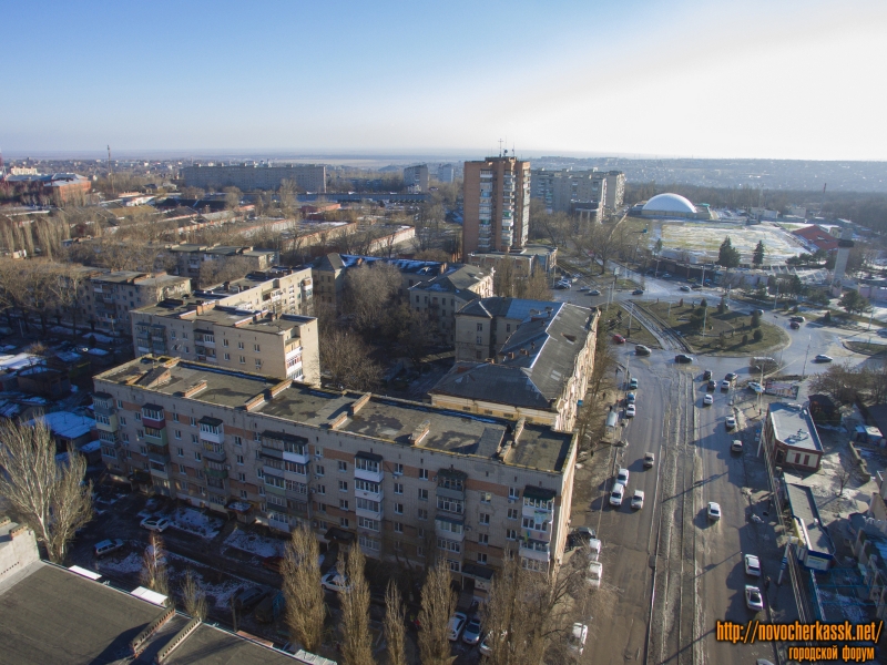 Площадь Юбилейная, улица 26 Бакинских комиссаров и проспект Баклановский