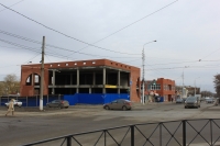 Строительство ТЦ на углу Баклановского и Крылова