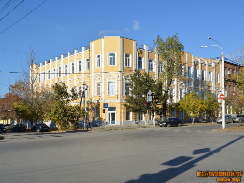 Новочеркасск: Общежитие строительного техникума