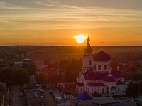 Михайло-Архангельский храм на закате