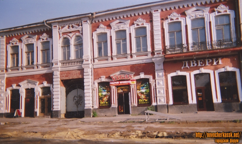 Проспект Платовский, 67. Здание бывшего винзавода