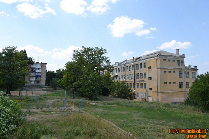 Школа №19. Ул. Буденновская, 21