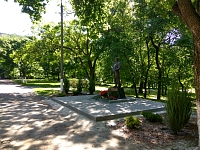 Памятник Александру Позыничу в Александровском парке