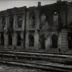 Сгоревший в годы войны железнодорожный вокзал