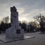 Памятник Подтелкову и Кривошлыкову после реставрации