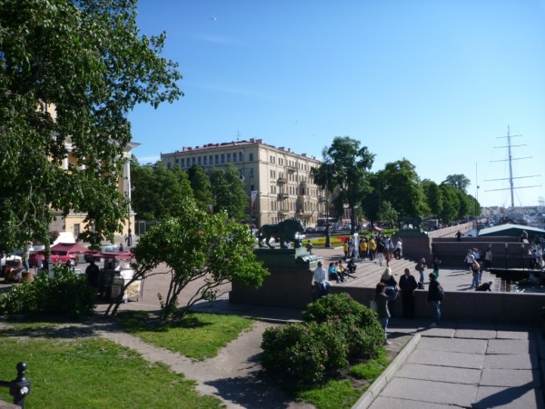 Лев и мачты Крузенштерна.JPG