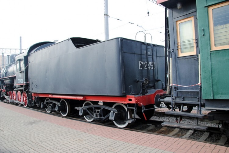 Паровоз ЕА-2450_2.jpg