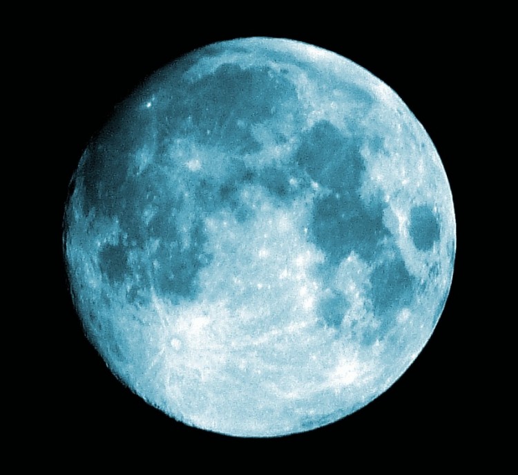 Луна.jpg