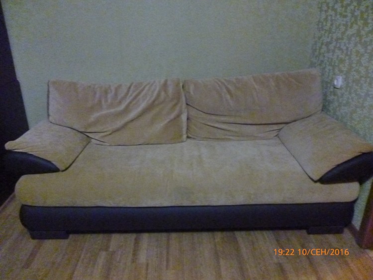 P1000800-min.JPG