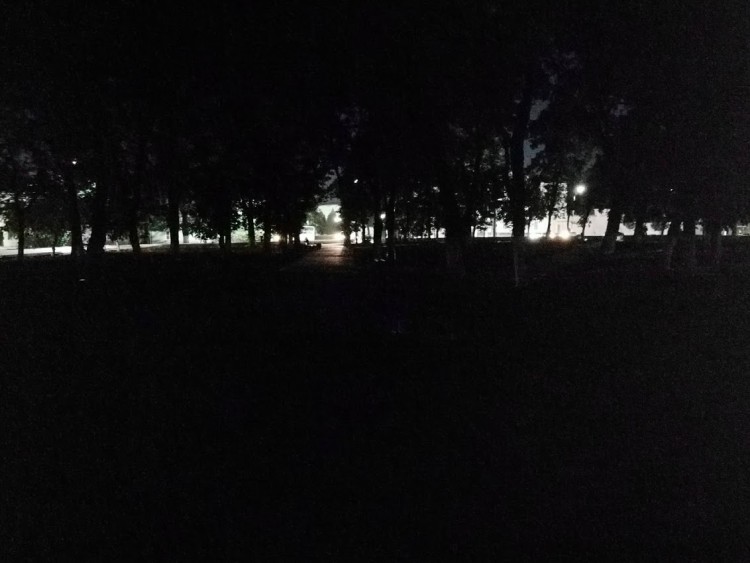 пл Ермака ночью.jpg