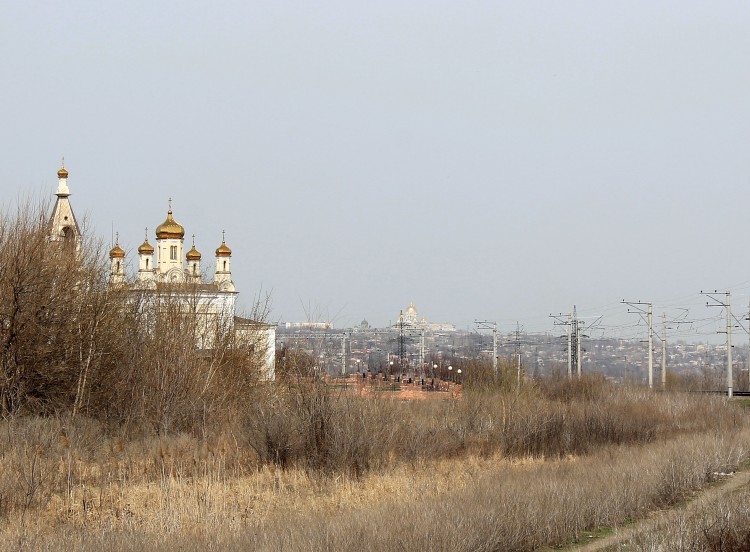 Мишкинкий храм и вид на город..JPG