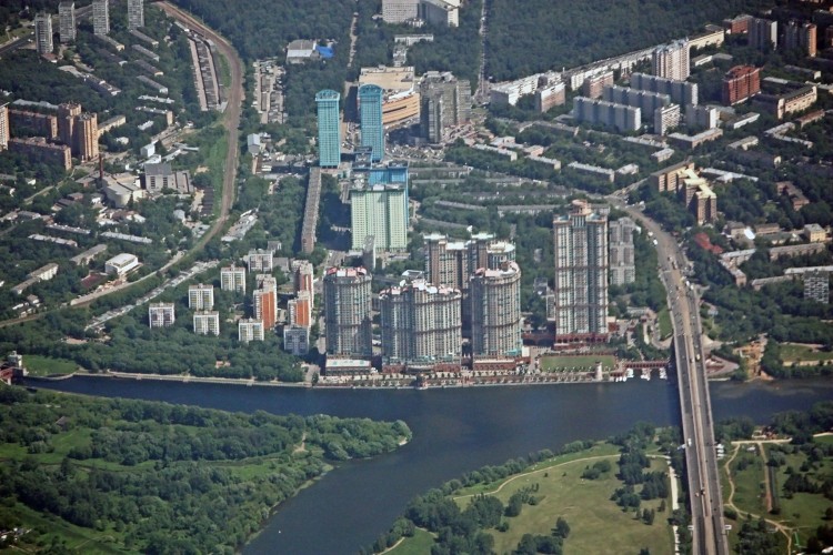 1 975.jpg