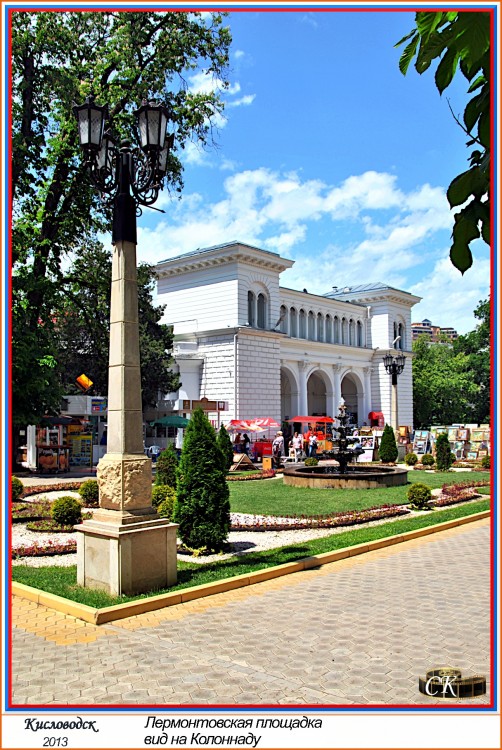 Лп_005-02 Лермонтовская площадка — вид на колоннаду =DSC^2013#0306.jpg