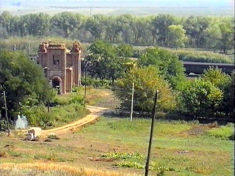 06 Вид храма с горы.jpg