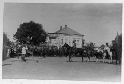 Представление Молодой армии ВВД в Персиановском лагере. 26 августа, 1918 г. 1.jpg