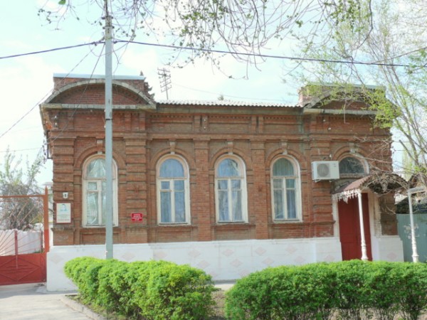 Троицкая 8.JPG