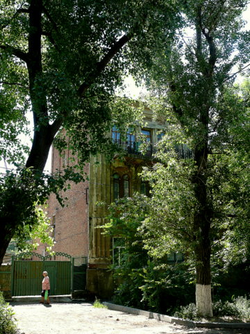 Комитетская 59.JPG