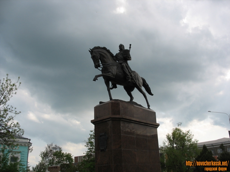 Новочеркасск: Платов на коне