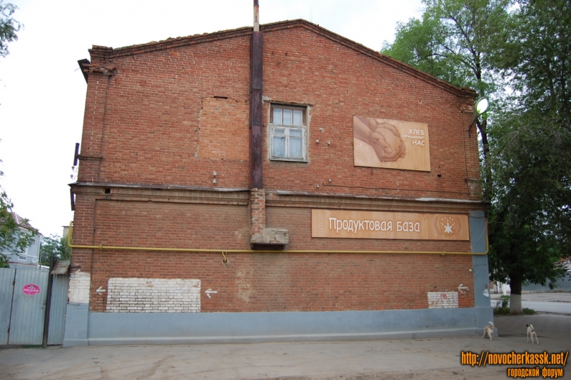 Новочеркасск: Маяковского, поворот на Сенной рынок