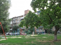 Двор по улице Ларина