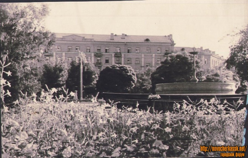 Новочеркасск: Площадь Троицкая