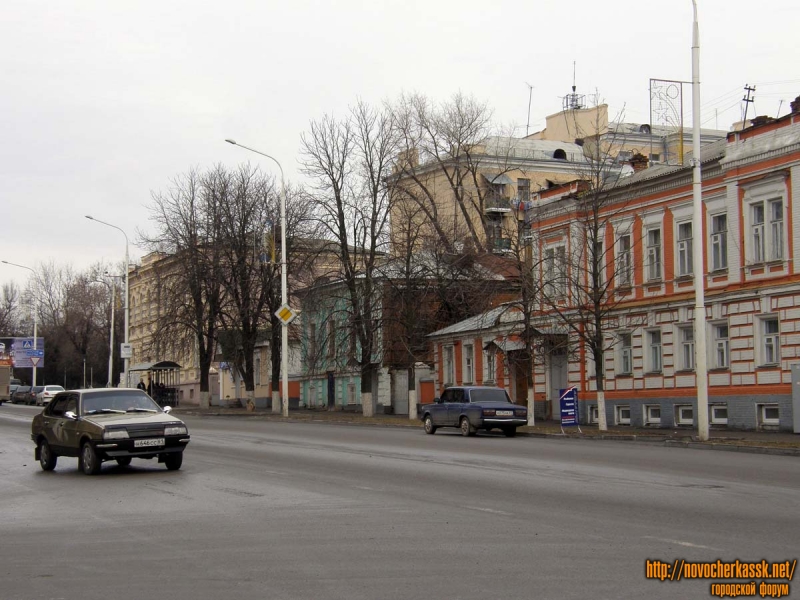 Новочеркасск: Московская между пл. Троицкой и Кривопустенко