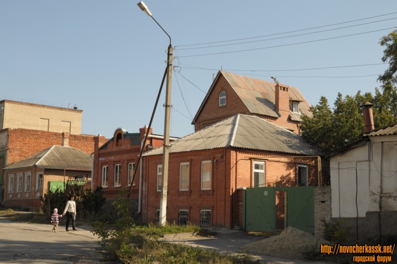 Новочеркасск: Платовский 105 и 107