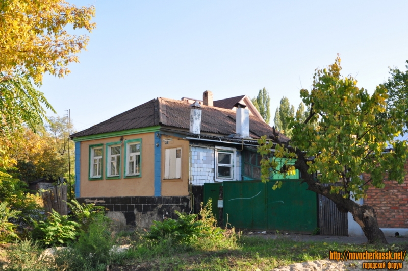 Новочеркасск: Буденновская, 27 (ранее улица Буденного)