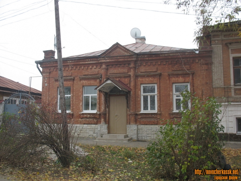 Новочеркасск: Красноармейская, 49