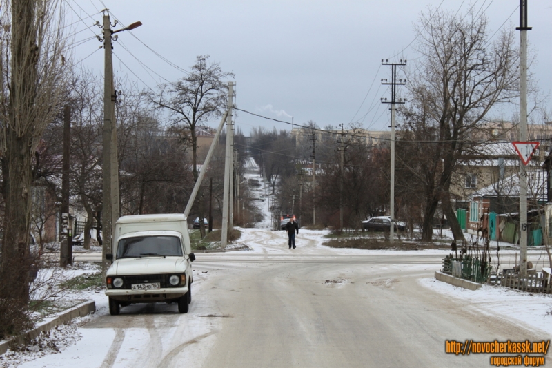 Новочеркасск: Богдана Хмельницкого на пересечении с Комитетской
