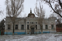 Богдана Хмельницкого, 1. Дом Цикунова. Инфекционная больница