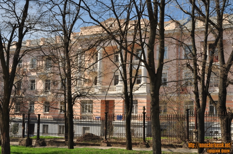 Новочеркасск: ул. Богдана Хмельницкого, 151. "Профессорский" дом