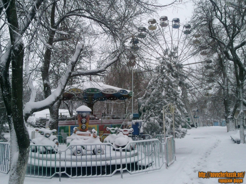 Новочеркасск: Аттракционы в Александровском парке