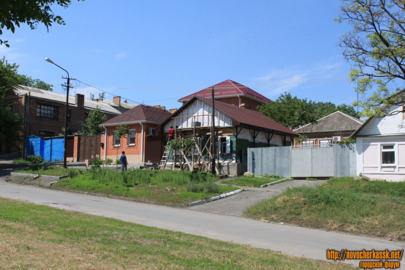 Новочеркасск: ул. Ленгника,  33