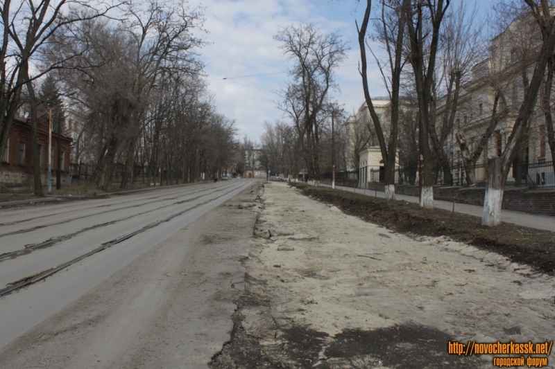 Новочеркасск: Сооружение парковки на ул. Богдана Хмельницкого