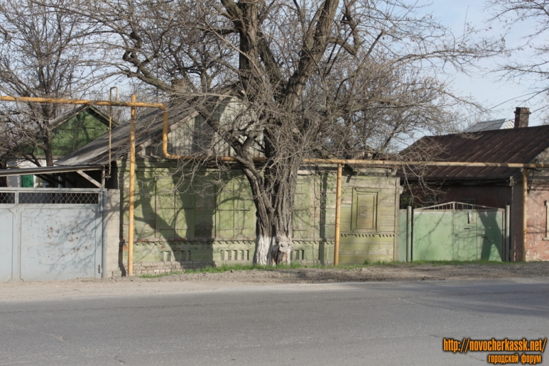 Новочеркасск: улица Гагарина, 3