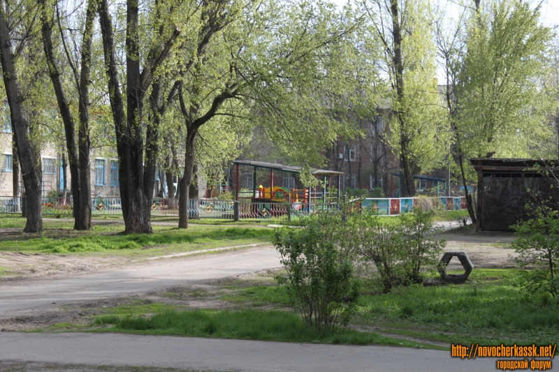 Новочеркасск: Детская площадка детского сада №55
